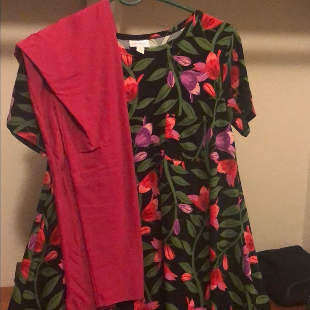 XXS LEGGING MATERIAL CARLY *RARE*